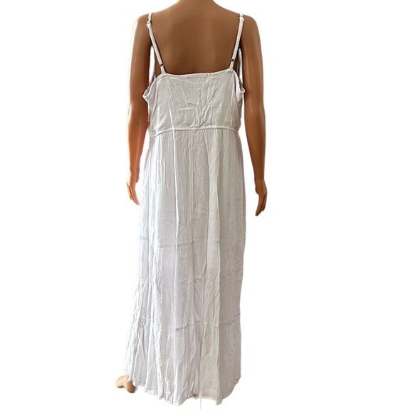 KELLY RENEÈ White Crepe Flower Embroidered Maxi Dress XLARGE - Picture 2 of 14